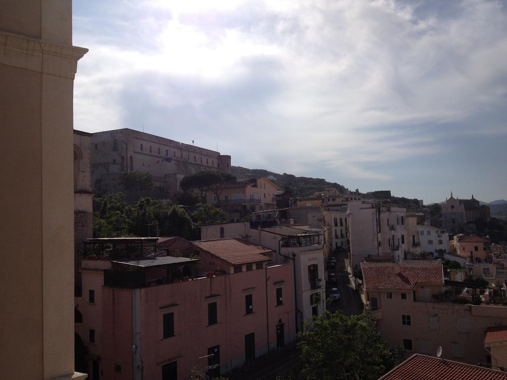 Guarinelli 88 Bed and Breakfast Γκαέτα Εξωτερικό φωτογραφία